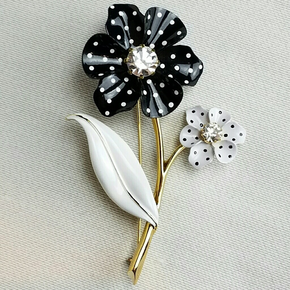 Vintage Flower Brooch